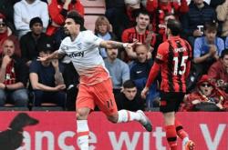 开云体育APP下载-包含利物浦客场擒下伯恩茅斯，继续领跑的词条