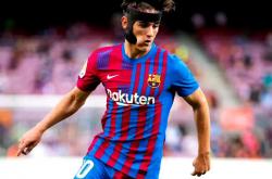 开云APP-巴萨新援首秀破门，高拉特展示强大攻击力