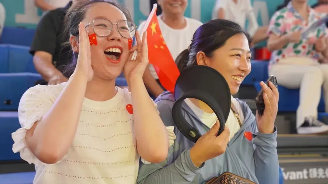 经典对决再现球场上激情澎湃