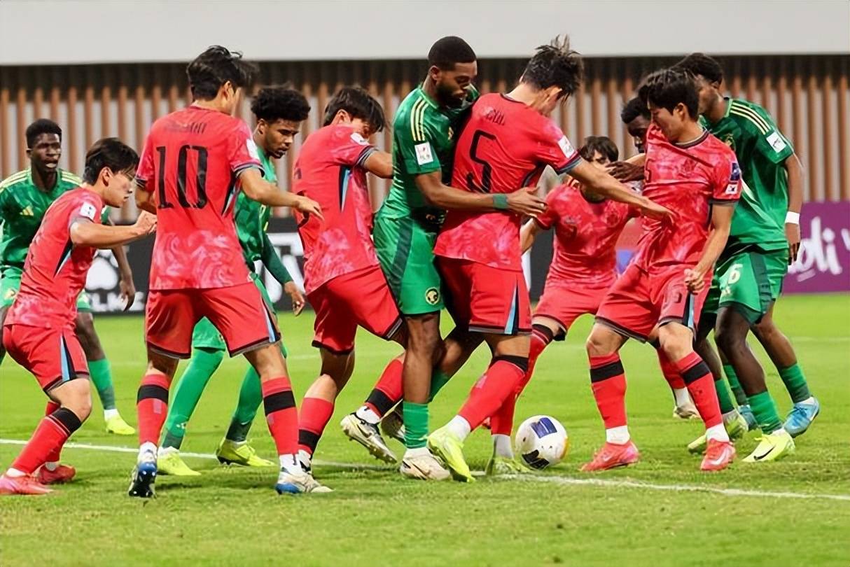 关于团结协作，亚洲足球赛事中的团队合作的信息