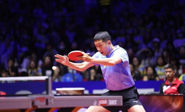 英格兰队力克日本队，许昕状态火热